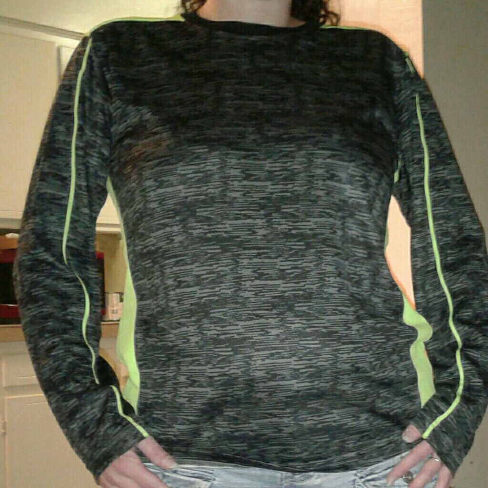 Long sleeve shirt