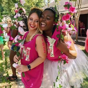 Meet your Posher, Jasmine