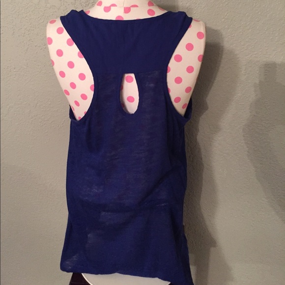 Keyhole Back Tank - Picture 3 of 3