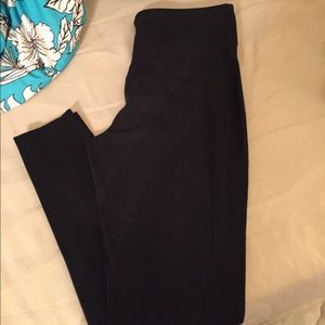 Black leggings Black leggings