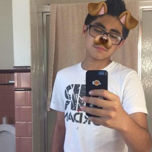 Meet your Posher, Ismael