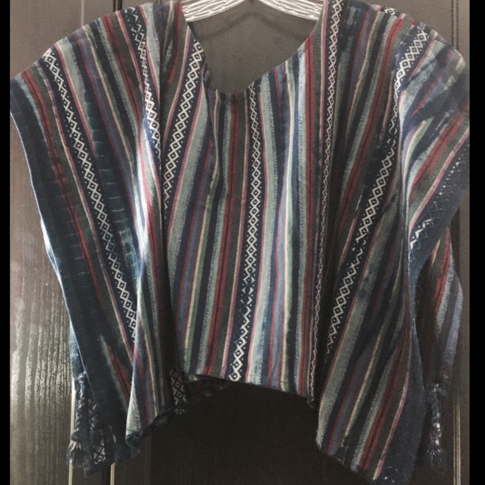 Ecoté Poncho Top