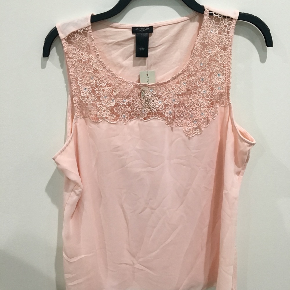 Pink top - Picture 3 of 3