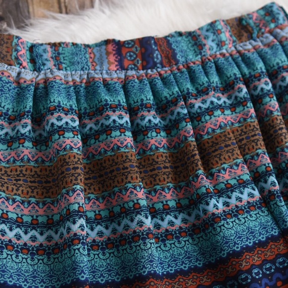 Boho skirt. Bohemian multi colored skirt. Mossimo - Picture 2 of 5