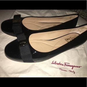 Salvador ferragamo flats Salvador ferragamo flats