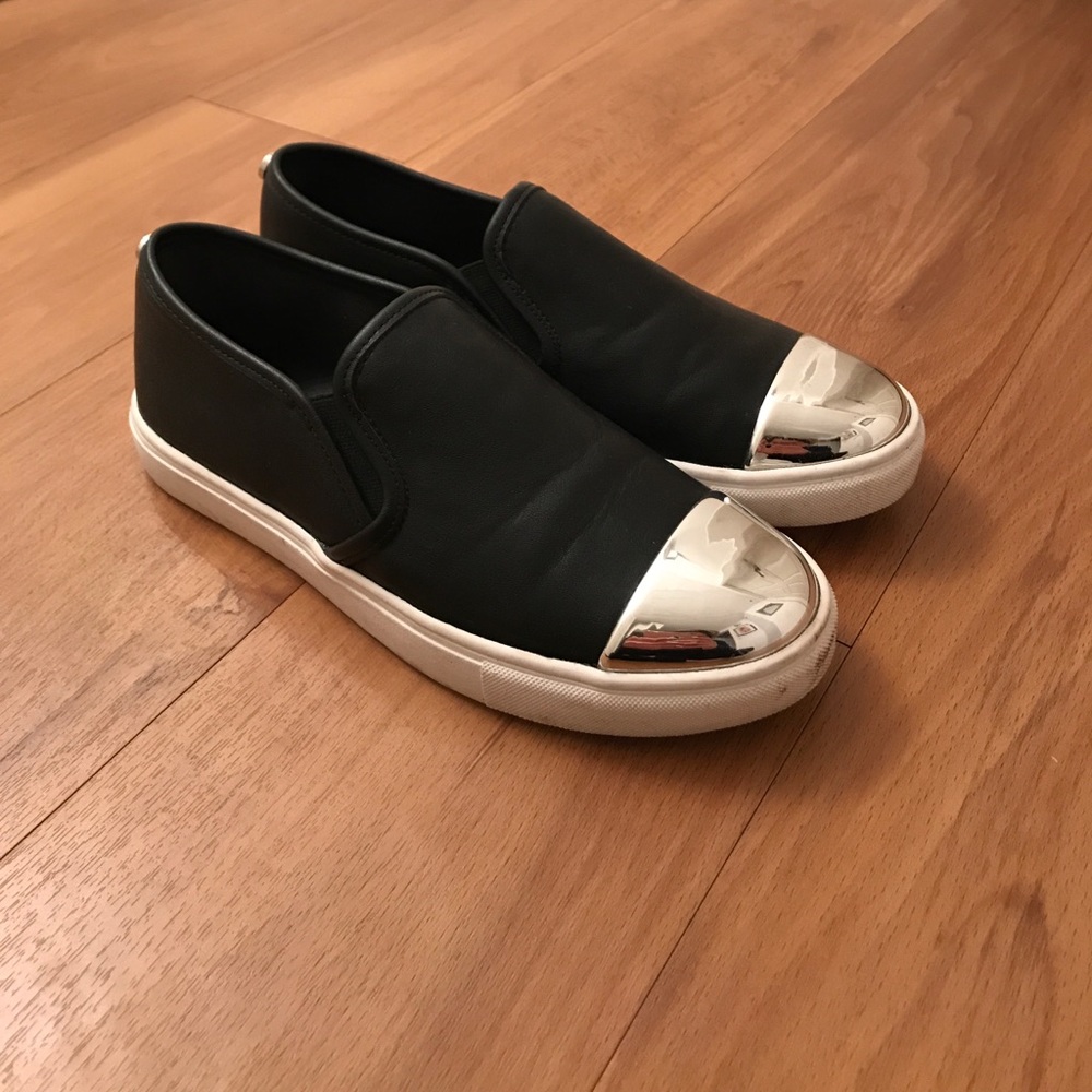 Steve Madden silver tipped slip ons