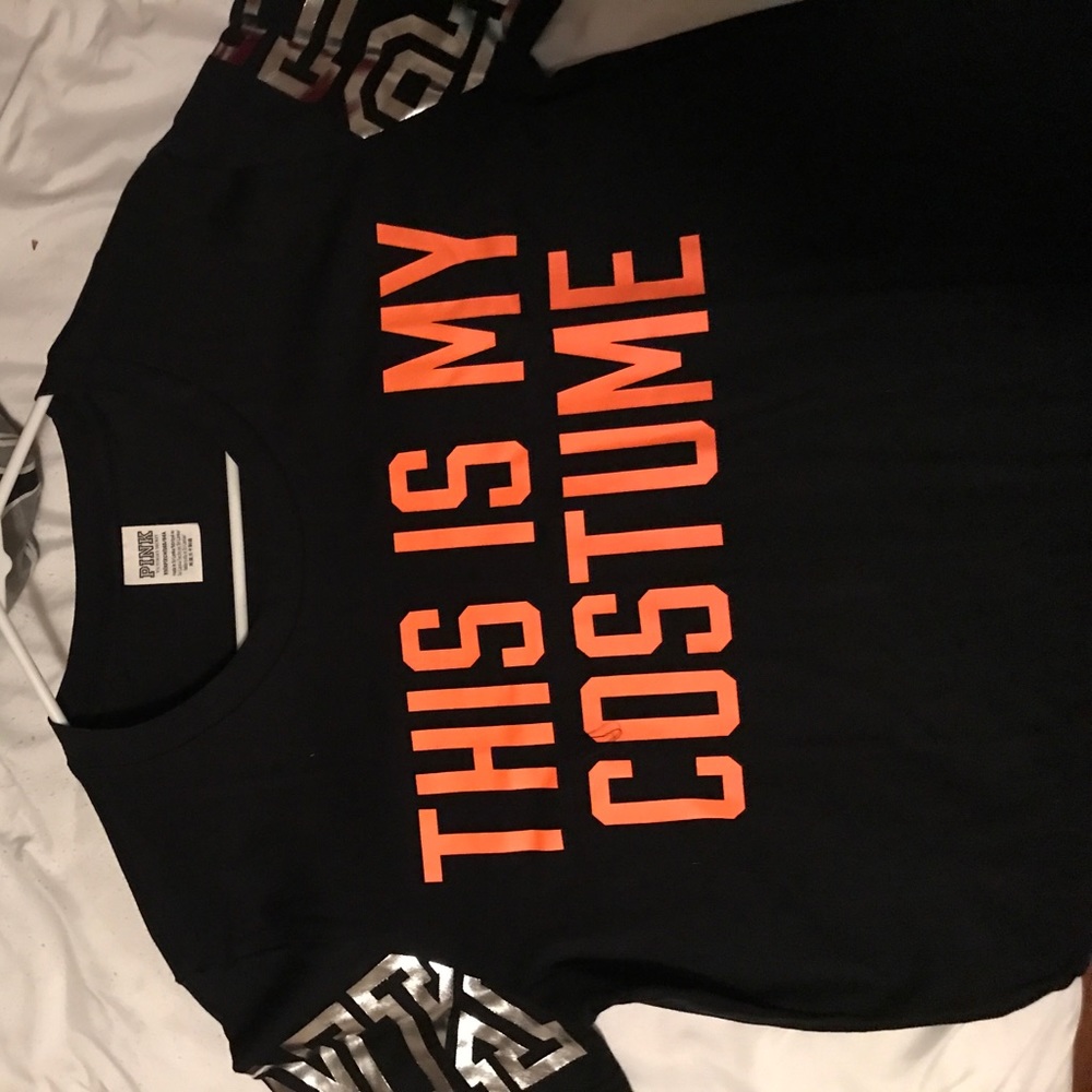 VS Pink Halloween Tee