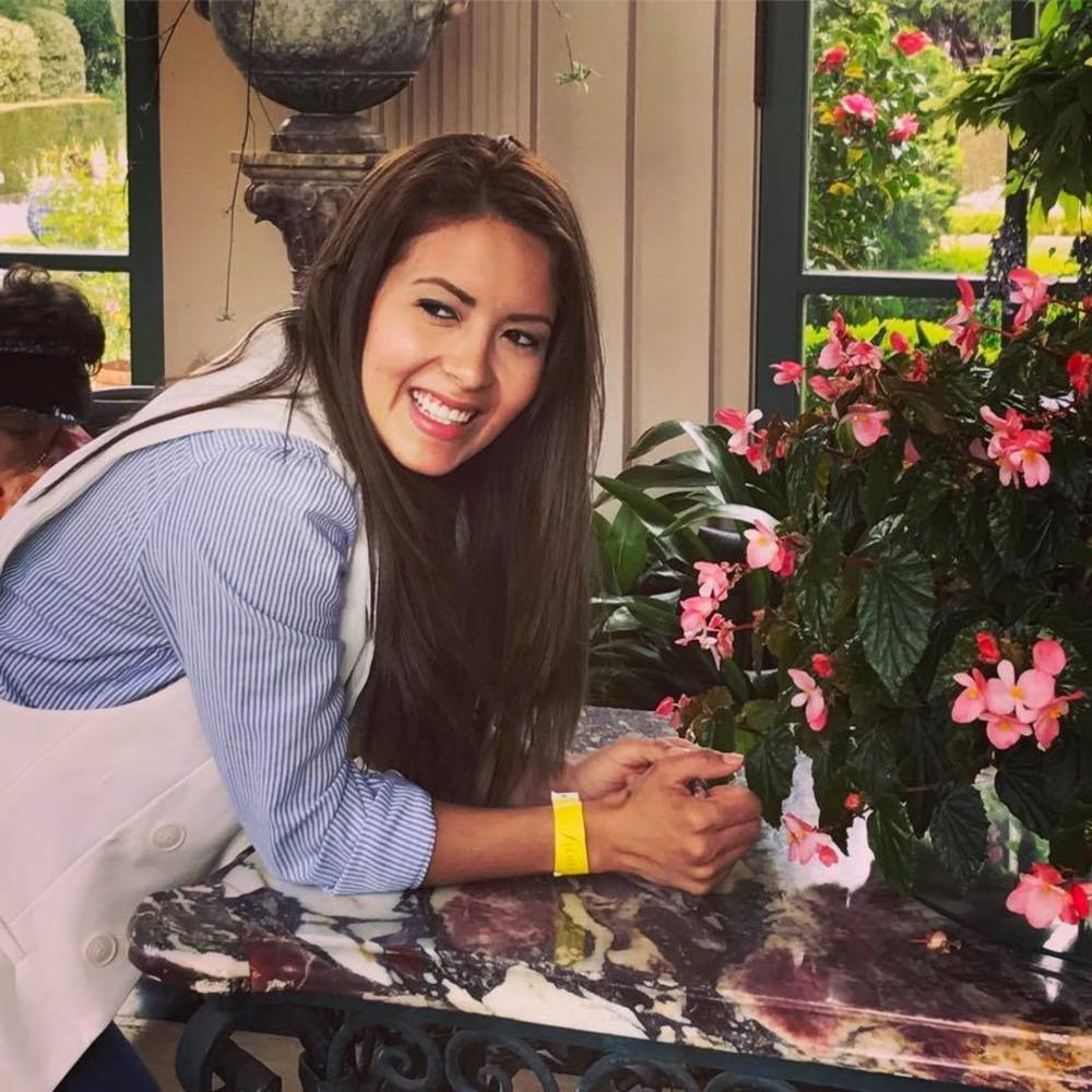 Meet your Posher, Isabel