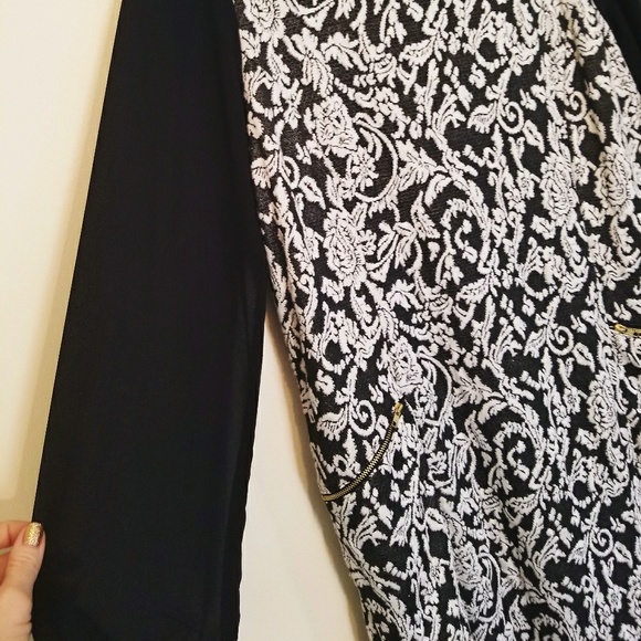 Dress - Picture 2 of 4