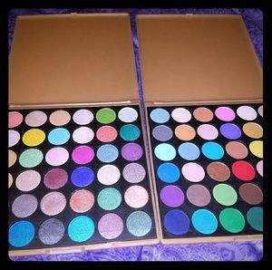 Crown EyeShadow palettes set of 2