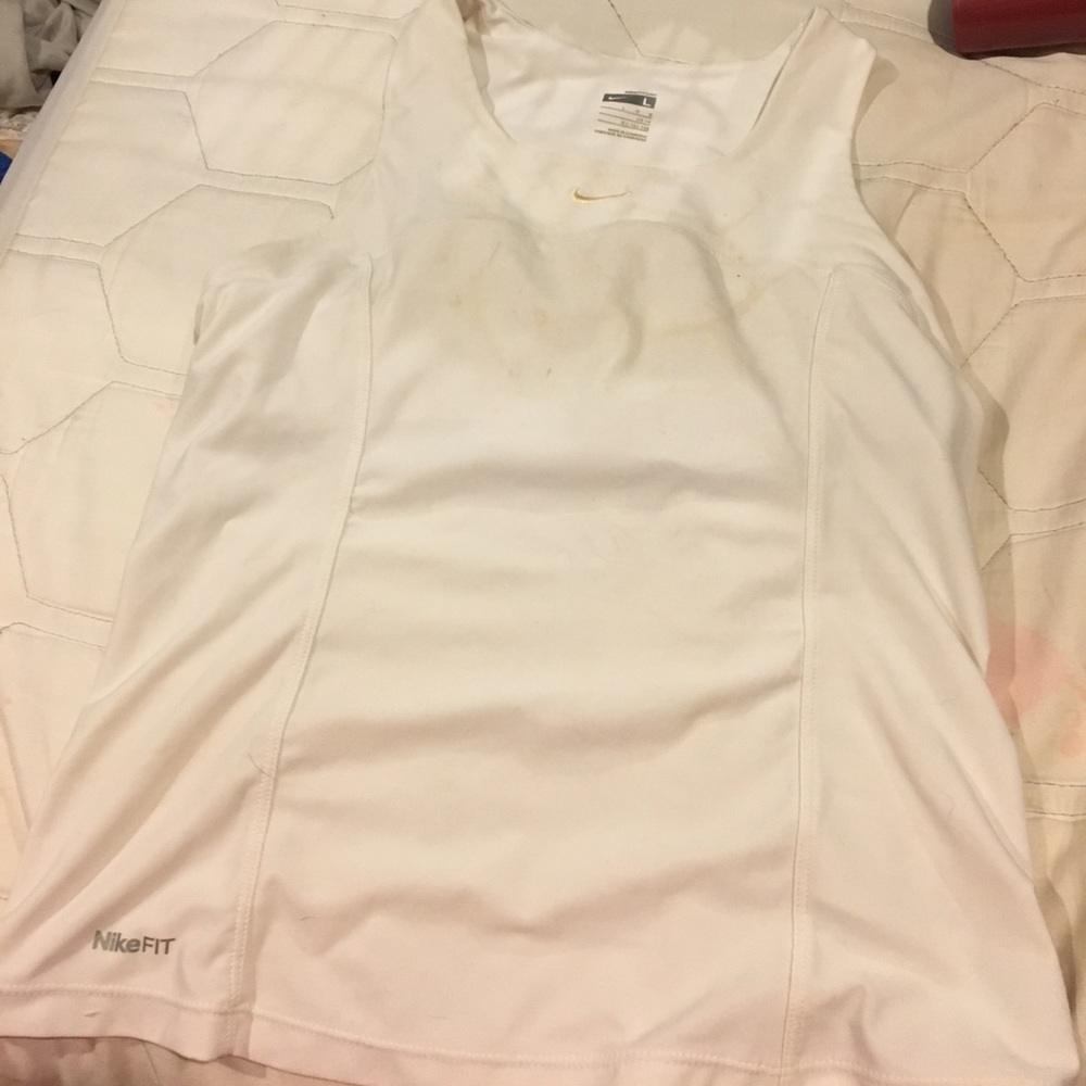 Nike fit workout top