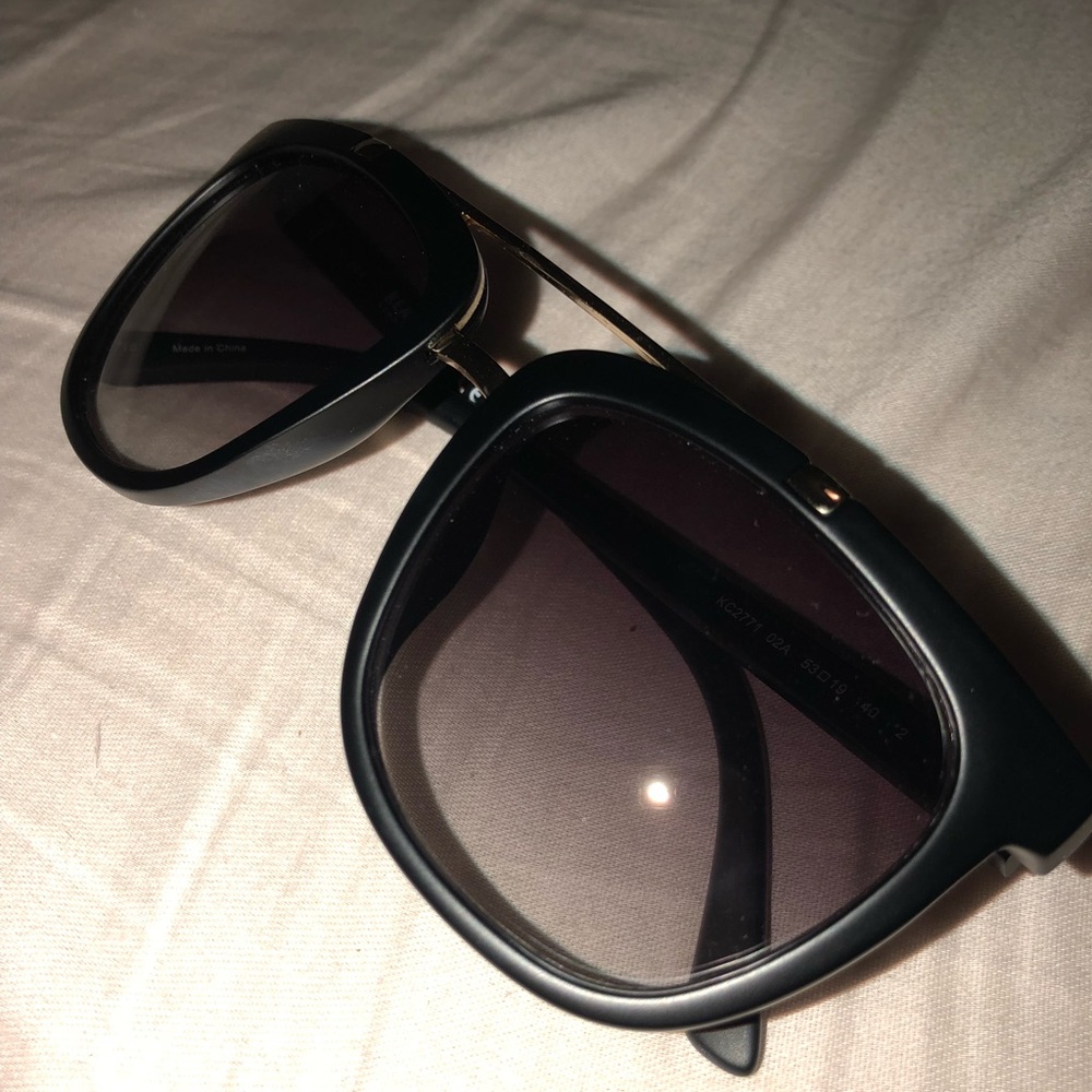 Kenneth Cole Reaction Sunglasses NWOT