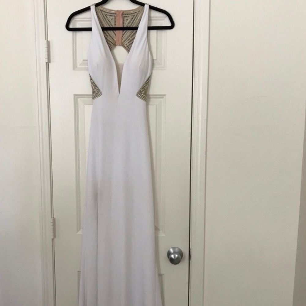 White formal/prom dress