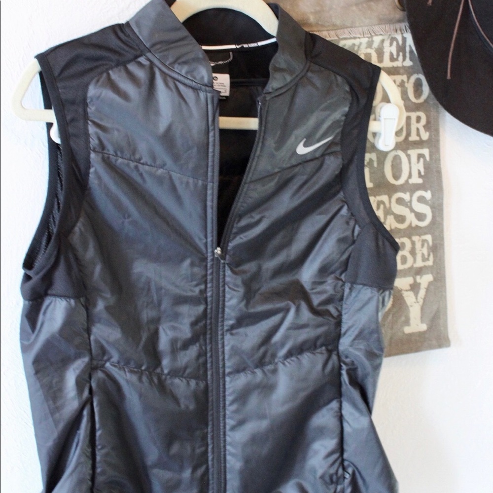 Nike running vest