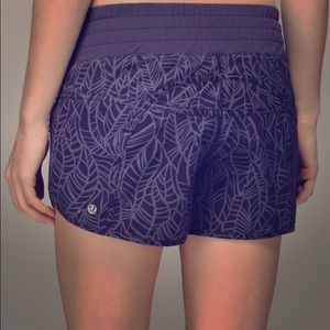 Lululemon Tracker shorts
