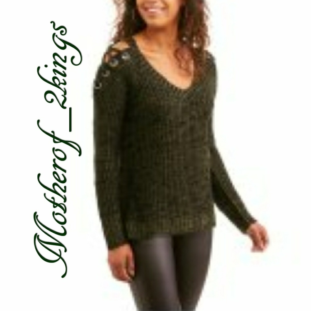 💥JUST REDUCED💥 CAGE SHOULDER SWEATER - Picture 5 of 6