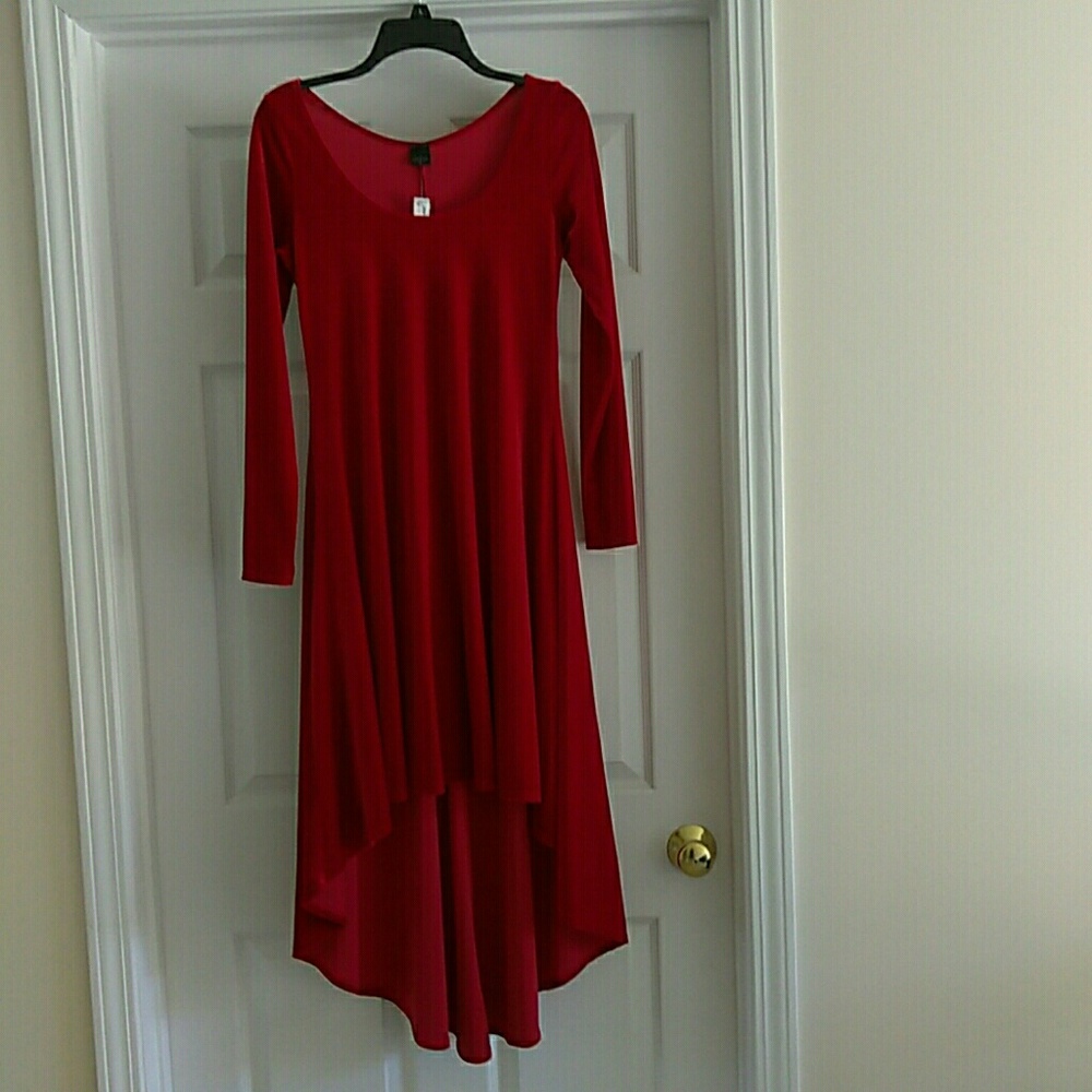 clothes - Picture 4 of 8