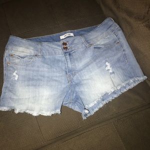 Refugee denim wash shorts
