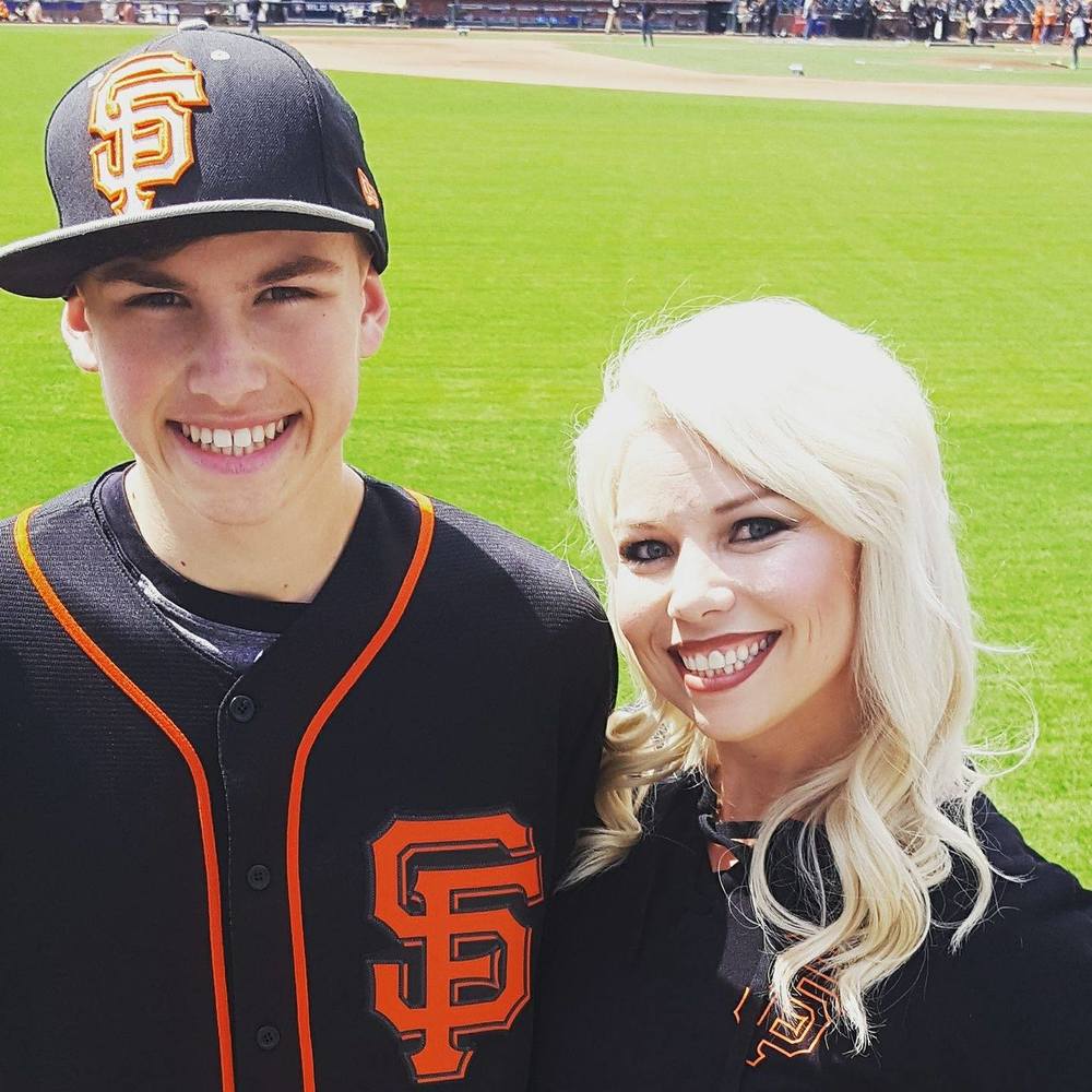 Meet your Posher, Marie