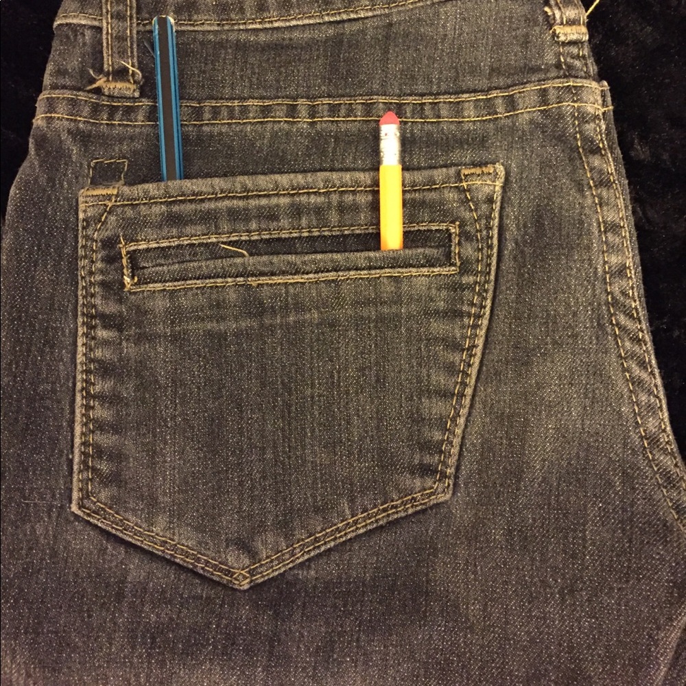 Jeans - Picture 2 of 5