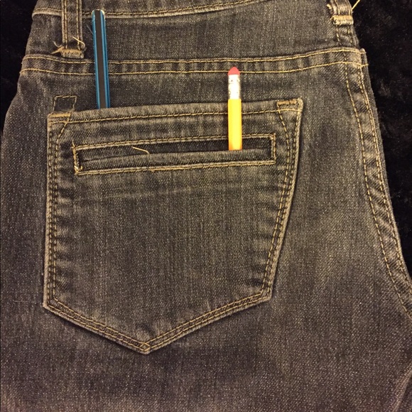 Jeans - Picture 2 of 5