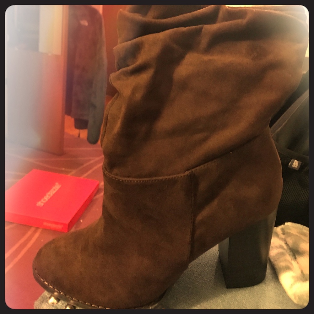 Chocolate mid booties with heel