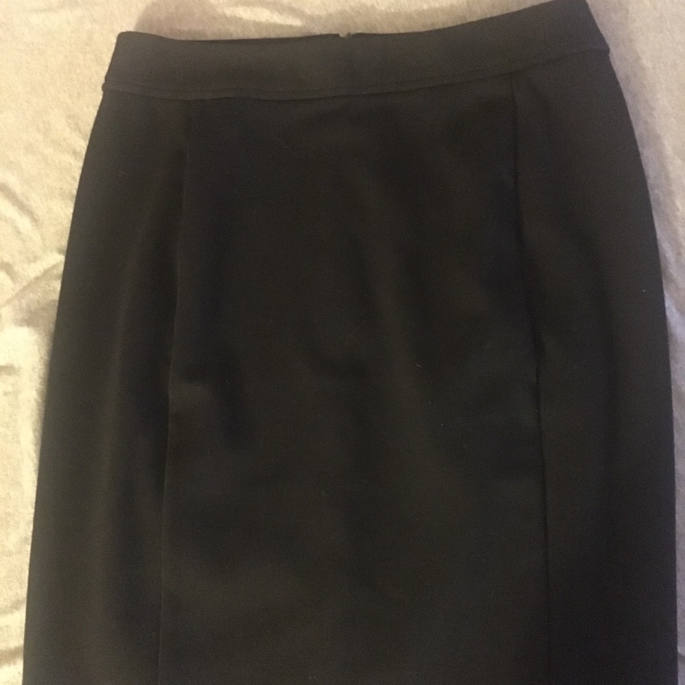 Black pencil skirt