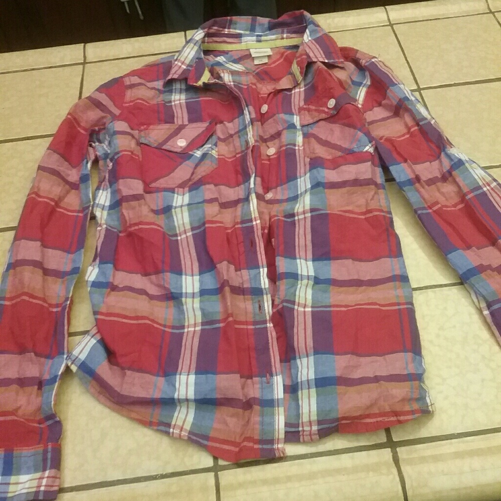 Mossimo button down shirt