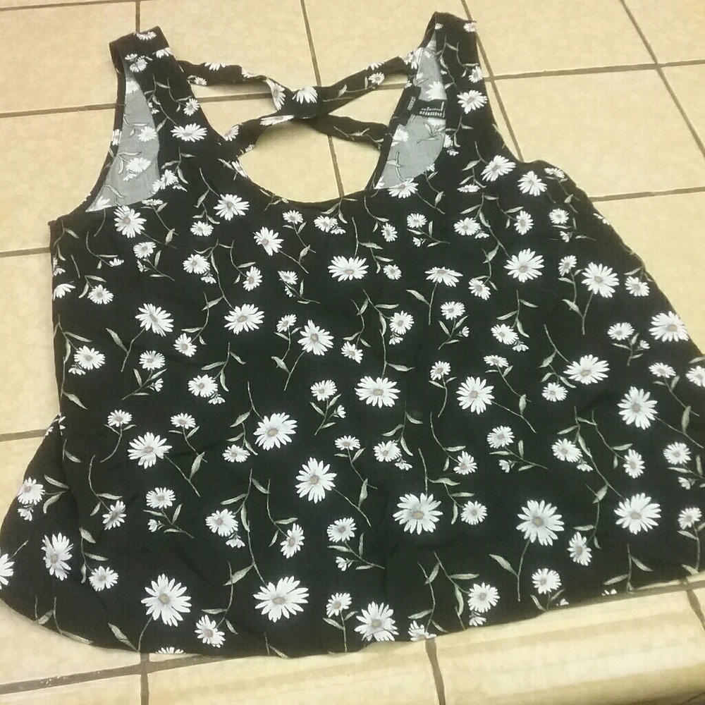 Forever 21 sunflower crop top