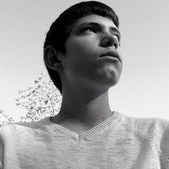 Meet your Posher, Mikey - Picture 1 of 1