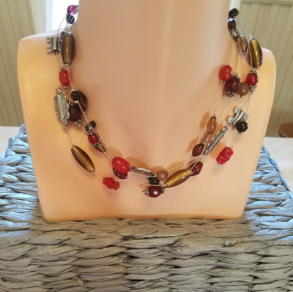 Lia Sophia necklace