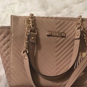 Jessica Simpson purse