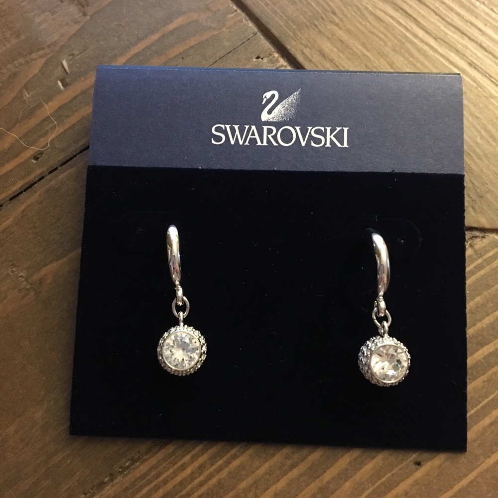 Sparkling never used earrings