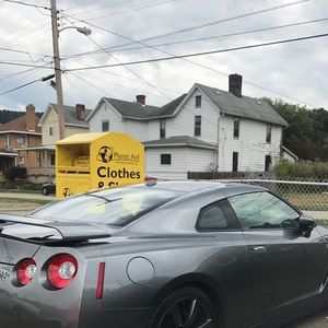 Meet your Posher, Hunter