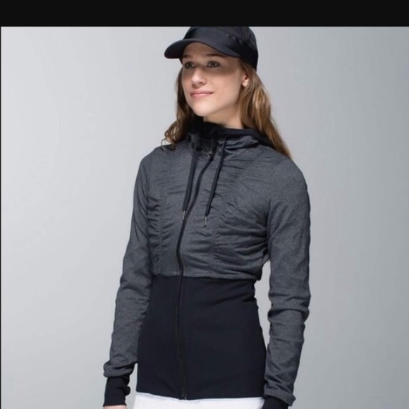 Lululemon dance jacket 4 inkwell
