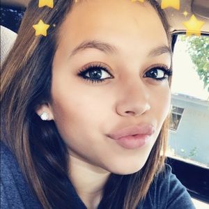 Meet your Posher, Aislienne