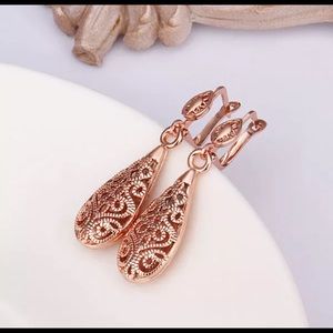 Rose Gold Plated Earrings Fashion Lady.