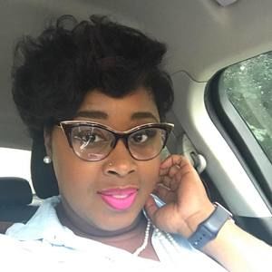 Meet your Posher, Janay