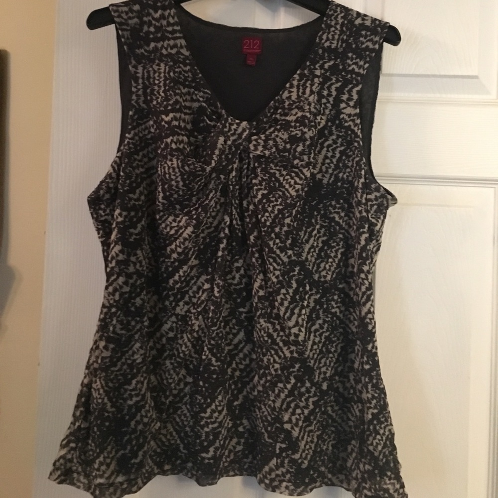 Patterned Tank