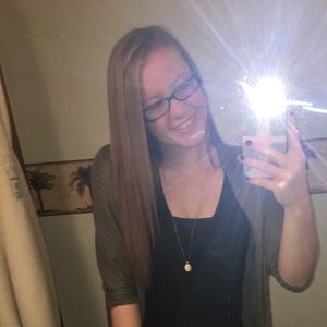 Meet your Posher, Whitney