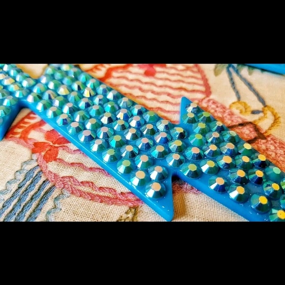 ❎SOLD❎Big Dangle Earrings thunder bolt - Picture 4 of 4