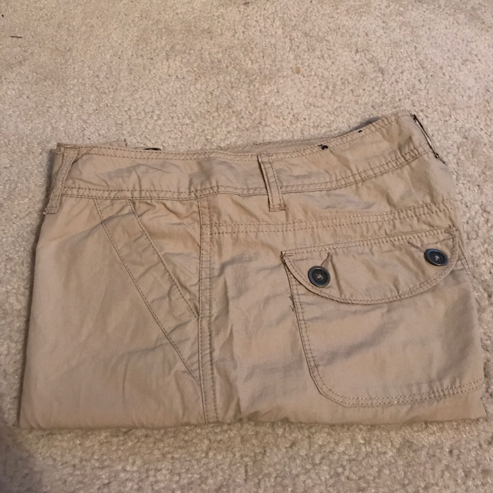 Too small - Picture 5 of 5