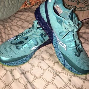 Saucony ever run size 6.5