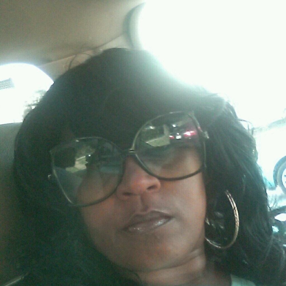 Meet your Posher, Karlisha