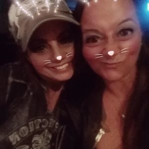 Meet your Posher, Sandy