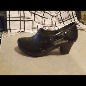 Black studded Dansko pumps