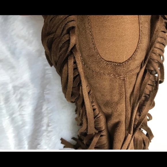 Suede boots - Picture 2 of 3