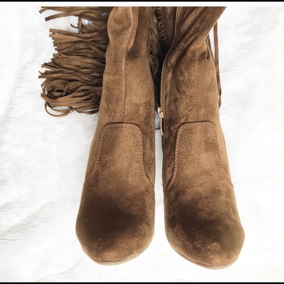 Suede boots - Picture 3 of 3