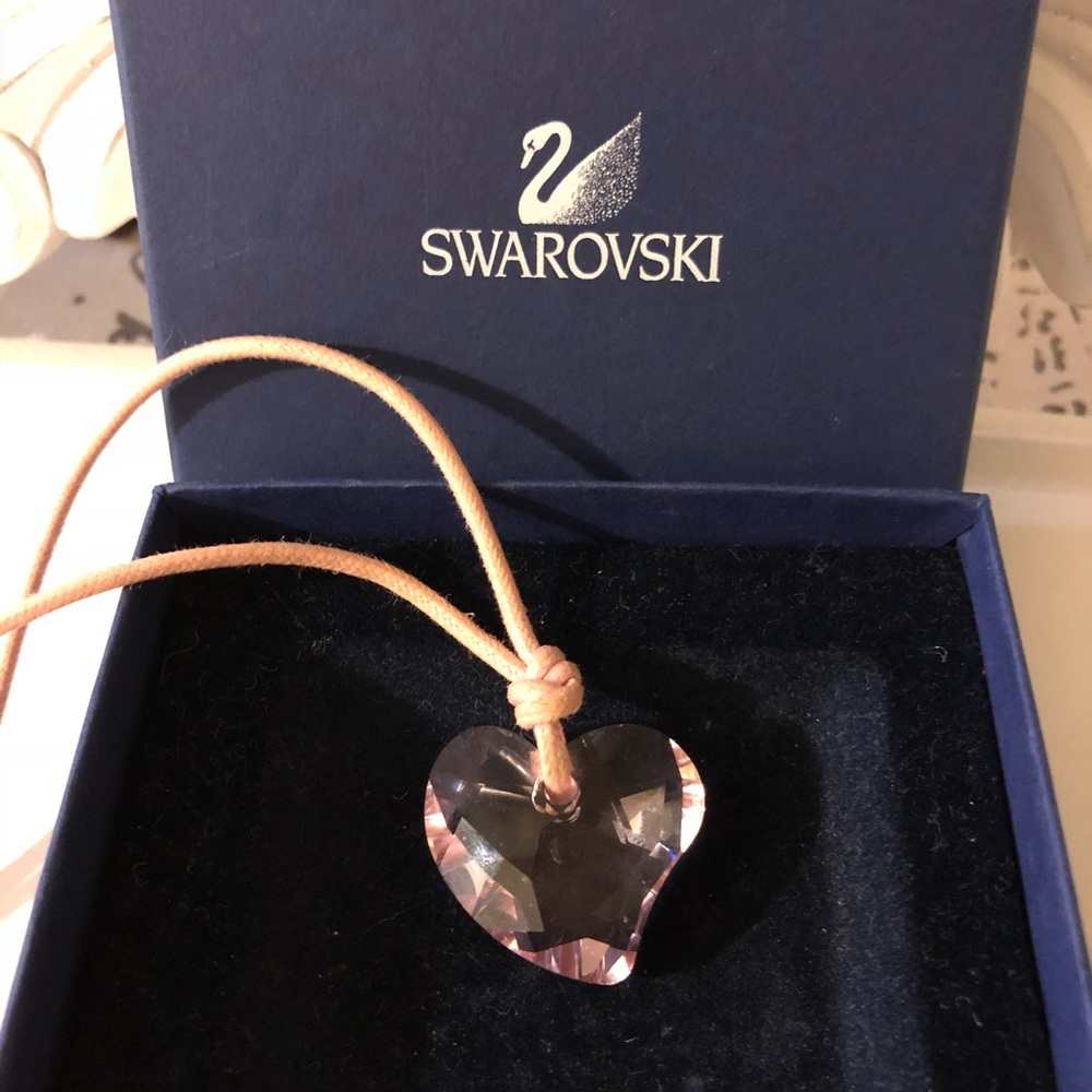 Swarovski crystal pendant necklace