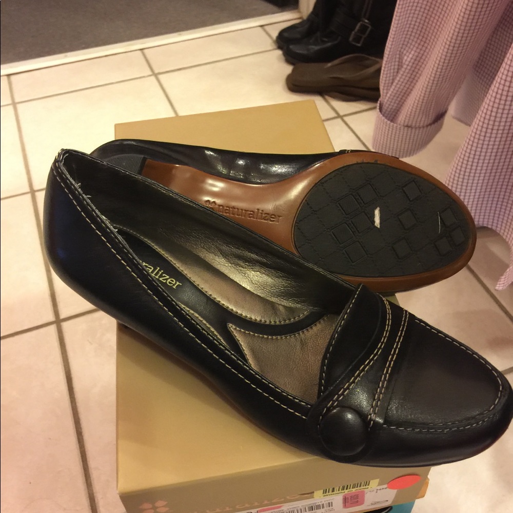 Black naturalizer shoes
